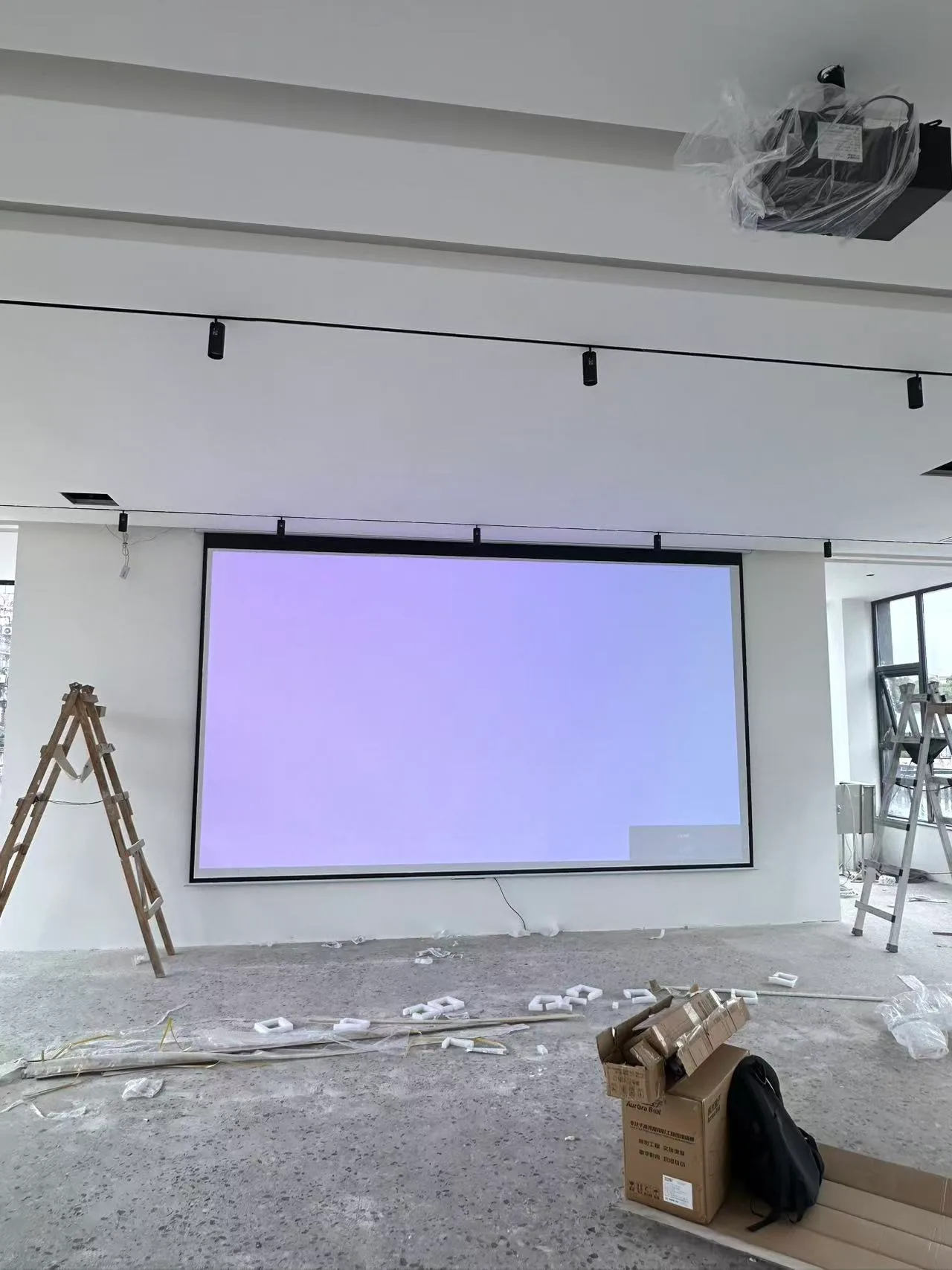 Hologram Projectors: Floating 3D Content in Real Space